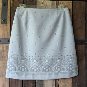 Boho Flora Short Gray Skirt size 5